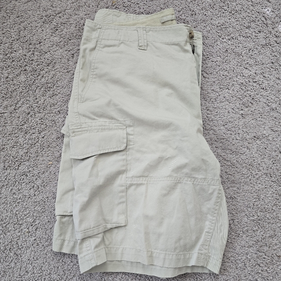 Bundle of Ralph Lauren shorts size 36 - Picture 5 of 12